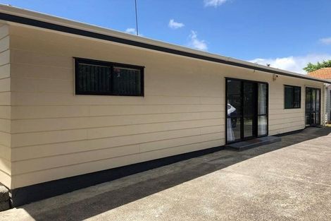 Photo of property in 35a Avondale Road, Avondale, Auckland, 1026