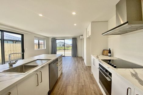 Photo of property in 71 Collier Drive, Halswell, Christchurch, 8025