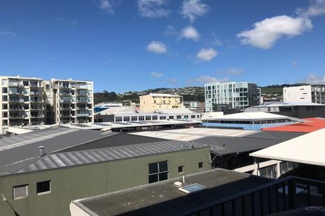 Photo of property in De Vere Apartments, 10/23 Tennyson Street, Te Aro, Wellington, 6011