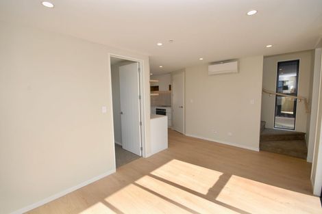 Photo of property in 139 Tirimoana Road, Te Atatu South, Auckland, 0602