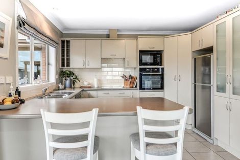 Photo of property in 16 Trinidad Place, Flagstaff, Hamilton, 3210