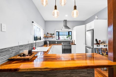 Photo of property in 58 Record Street, Fitzroy, New Plymouth, 4312