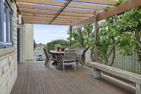 Photo of property in 11 Sangam Place, Pukekohe, 2120
