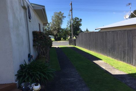 Photo of property in 47 Beach Road, Waihi Beach, 3611