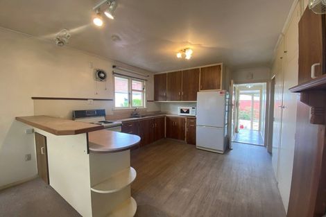 Photo of property in 16 Middlepark Road, Sockburn, Christchurch, 8042