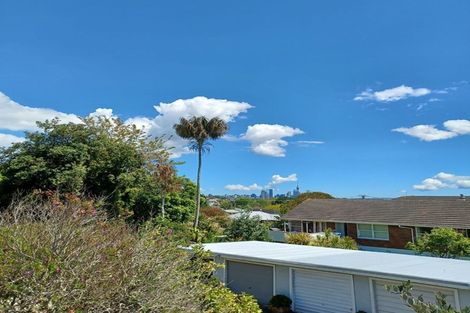 Photo of property in 3/53 Merani Street, Belmont, Auckland, 0622