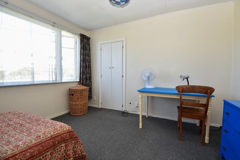 Photo of property in 13 Moreton Road, Carterton, 5713