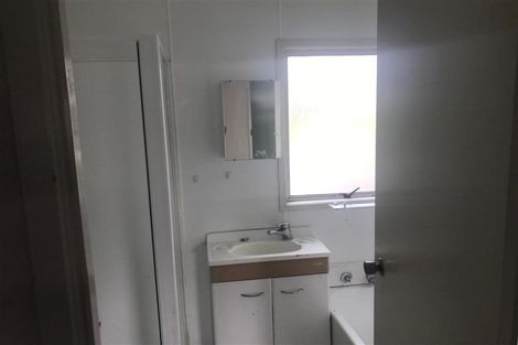 Photo of property in 57 Flat Bush Road, Clover Park, Auckland, 2023