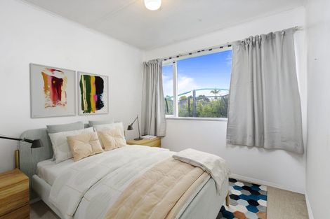 Photo of property in 1c Kuaka Place, New Lynn, Auckland, 0600