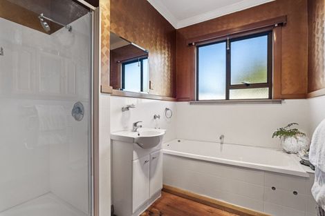 Photo of property in 69 Domett Street, Opunake, 4616