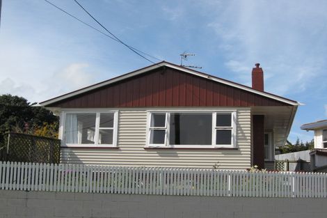 Photo of property in 10 Mayne Street, Waitara, 4320