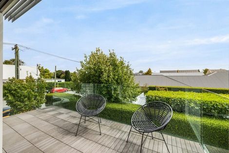 Photo of property in 26 Springfield Road, Saint Albans, Christchurch, 8014