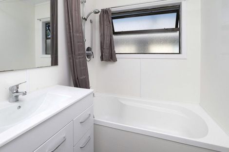 Photo of property in 9c Cameron Road, Hamilton East, Hamilton, 3216