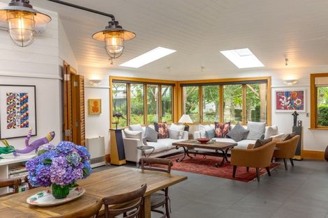 Photo of property in 42 Kuratawhiti Street, Greytown, 5712