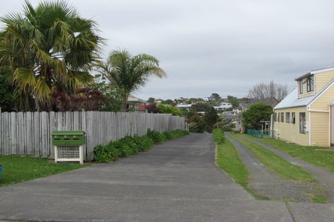 Photo of property in 28d Zealandia Road, Manly, Whangaparaoa, 0930