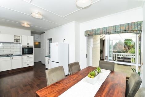 Photo of property in 27 Hinton Avenue, Forest Lake, Hamilton, 3200