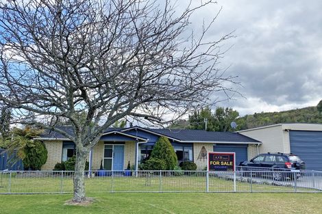 Photo of property in 2 Emme Allan Road, Kawerau, 3127