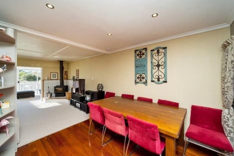 Photo of property in 7 Lambton Terrace, Welbourn, New Plymouth, 4312