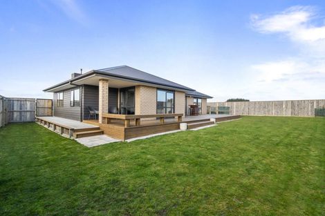 Photo of property in 34 George Street, Bulls, 4818