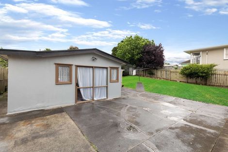 Photo of property in 29 Plumley Crescent, Mangere, Auckland, 2022