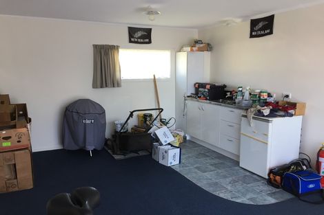 Photo of property in 47 Beach Road, Waihi Beach, 3611