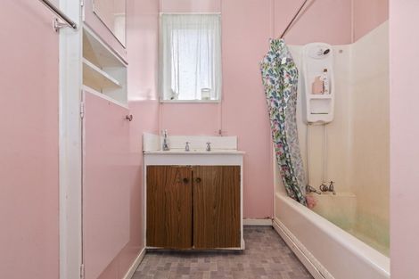 Photo of property in 8 Kowhai Avenue, Murupara, 3025