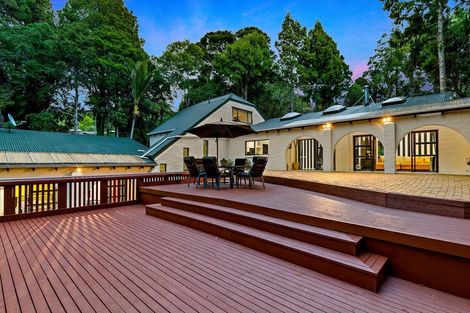 Photo of property in 719 Scenic Drive, Henderson Valley, Auckland, 0612
