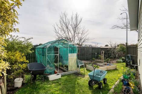 Photo of property in 2 Shelley Crescent, Stoke, Nelson, 7011