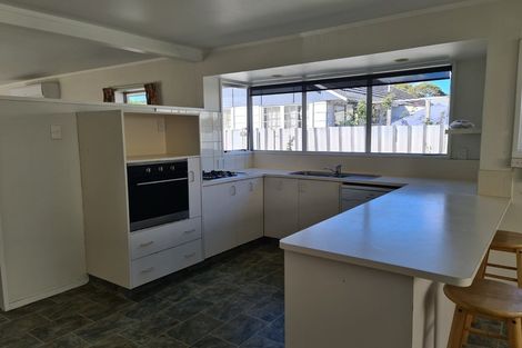 Photo of property in 54 Kowhai Street, Hamilton Lake, Hamilton, 3204