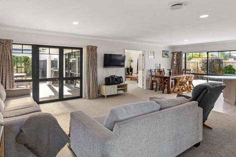 Photo of property in 2 Santorini Key, Papamoa Beach, Papamoa, 3118