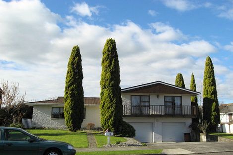 Photo of property in 69 Highbury Drive, Levin, 5510