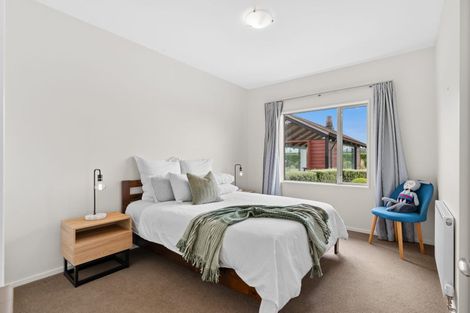 Photo of property in 3 Whitcombe Place, Darfield, 7571