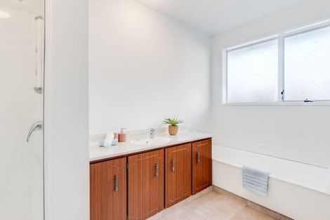 Photo of property in 56 Parkstone Avenue, Ilam, Christchurch, 8041