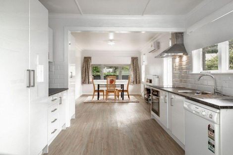 Photo of property in 92 Te Aroha Street, Hamilton East, Hamilton, 3216