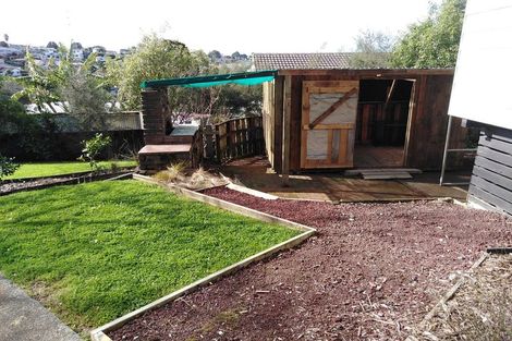 Photo of property in 11 Arde Place, Massey, Auckland, 0614