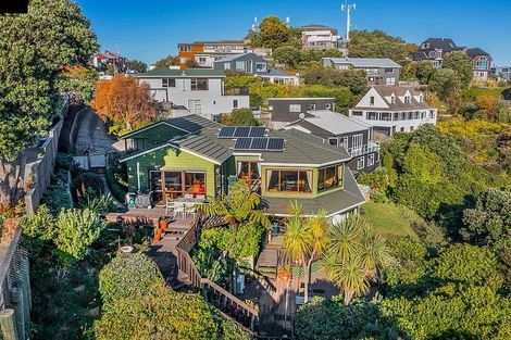 Photo of property in 18 Tremaine Place, Camborne, Porirua, 5026