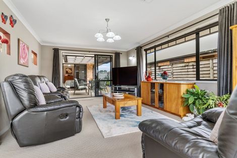 Photo of property in 14 Bellbird Rise, Pyes Pa, Tauranga, 3112