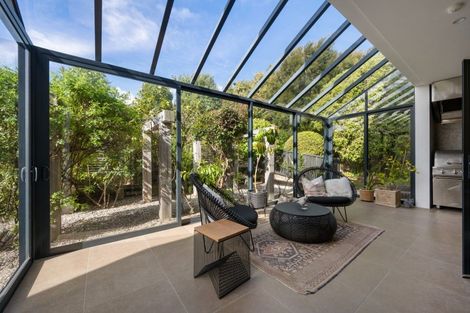 Photo of property in 8b Minaret Ridge, Wanaka, 9305