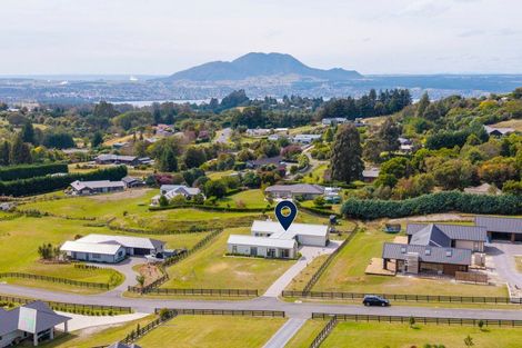 Photo of property in 13 Lochinvar Lane, Acacia Bay, Taupo, 3385