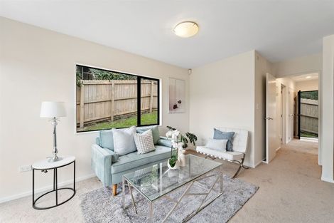 Photo of property in 16 Landvale Court, Browns Bay, Auckland, 0630