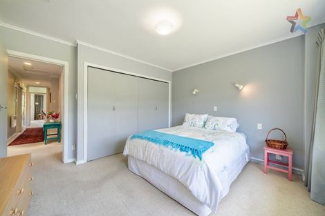 Photo of property in 101 Pomare Road, Tirohanga, Lower Hutt, 5010