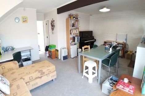 Photo of property in 18 Tupaki Place, Pakuranga Heights, Auckland, 2010