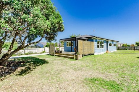 Photo of property in 1 Anikia Court, Paraparaumu, 5032