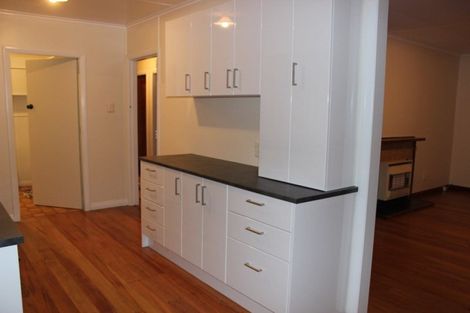 Photo of property in 43 Manawatu Street, Hokowhitu, Palmerston North, 4410