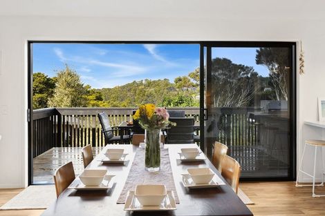 Photo of property in 8 Island View Close, Paihia, 0200