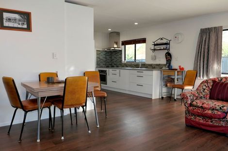 Photo of property in 3a Dale Road, Raumati South, Paraparaumu, 5032