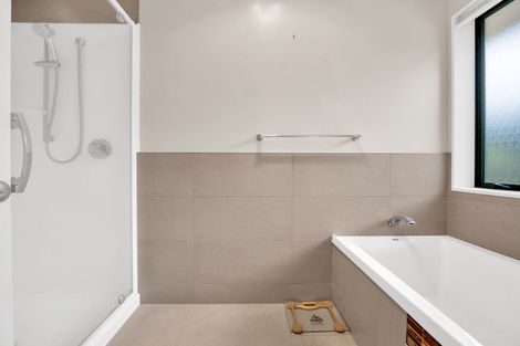 Photo of property in 13 Guernsey Place, Grandview Heights, Hamilton, 3200