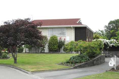 Photo of property in 4 Banff Place Avonhead Christchurch City