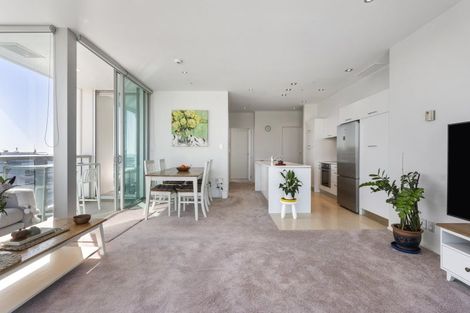 Photo of property in Sentinel Apartments, 806/3 Northcroft Street, Takapuna, Auckland, 0622