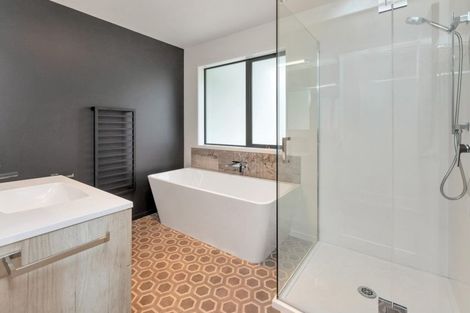 Photo of property in 6 Soldier Way, Parahaki, Whangarei, 0112